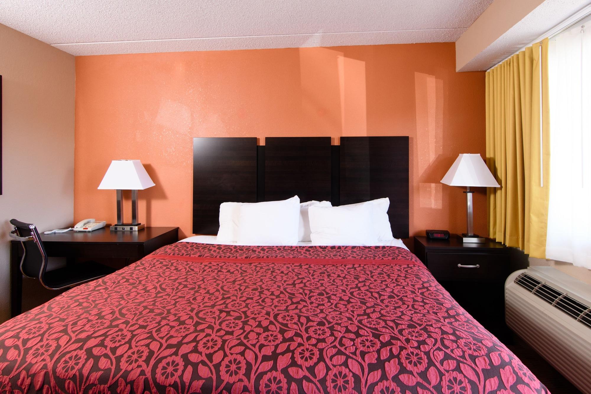 Hotel Days By Wyndham Pittsburgh-harmarville