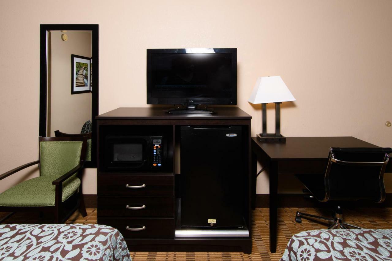 Hotel Days By Wyndham Pittsburgh-harmarville